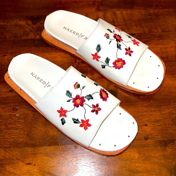 Naked Feet Women’s Leather White Leather Sandals Size 7 - Picture 1 of 5